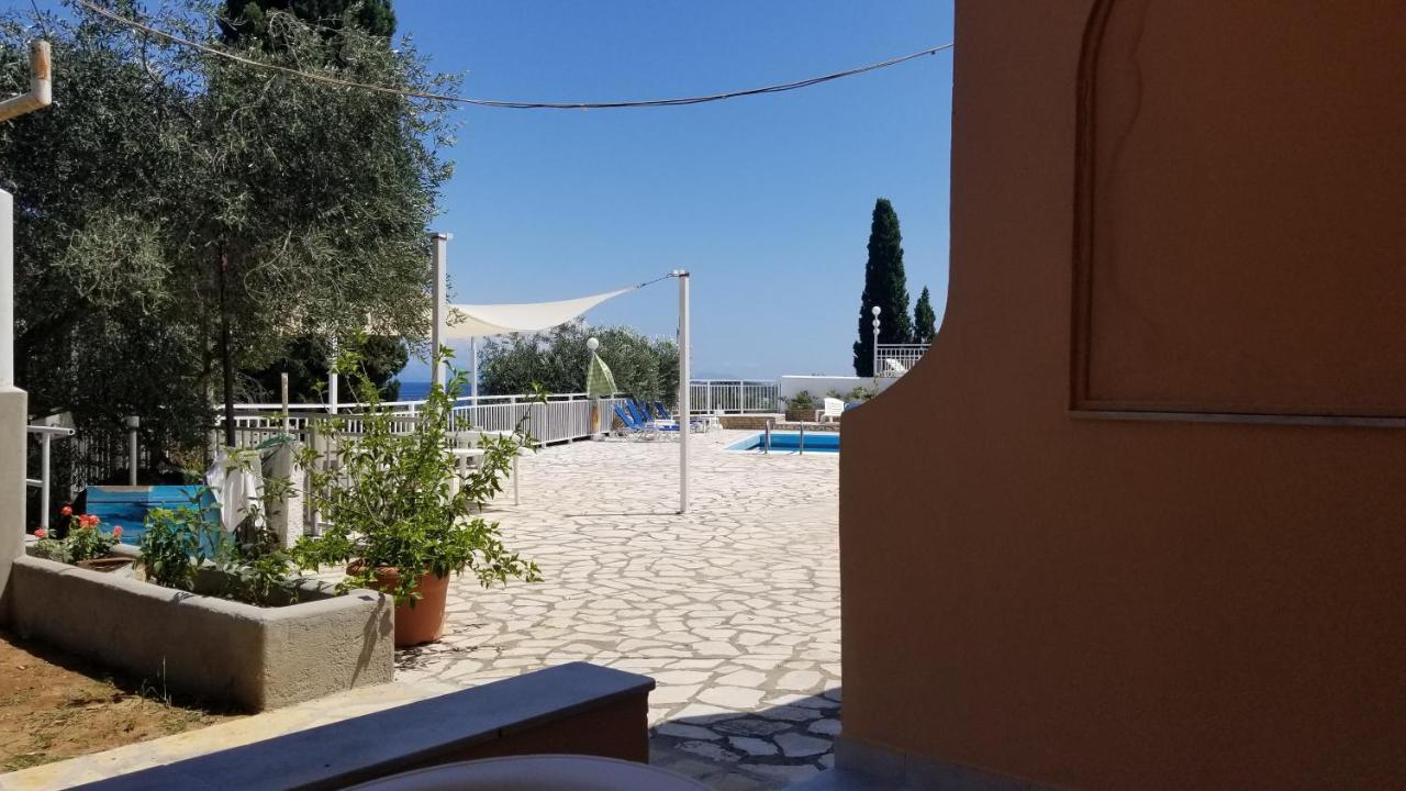 Mirabello Hotel Apartments 다시아 외부 사진