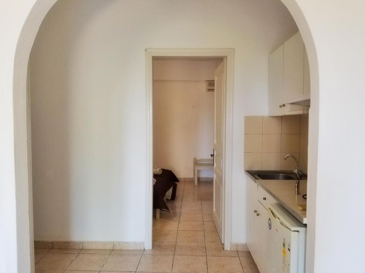 Mirabello Hotel Apartments 다시아 외부 사진
