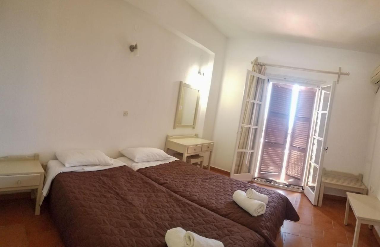 Mirabello Hotel Apartments 다시아 외부 사진