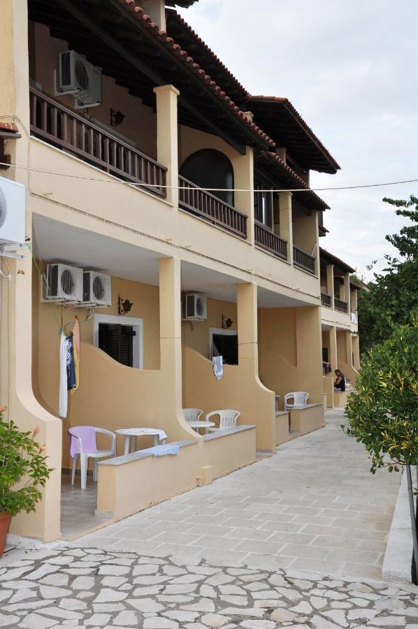 Mirabello Hotel Apartments 다시아 외부 사진